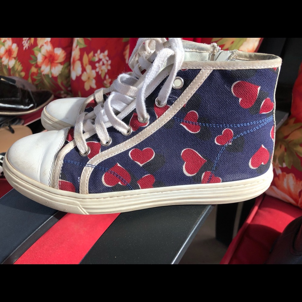 Gucci sneakers
